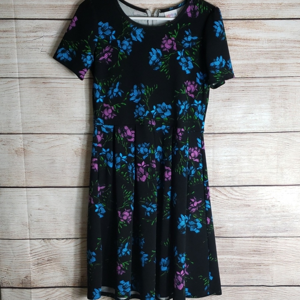Lularoe Amelia size Med